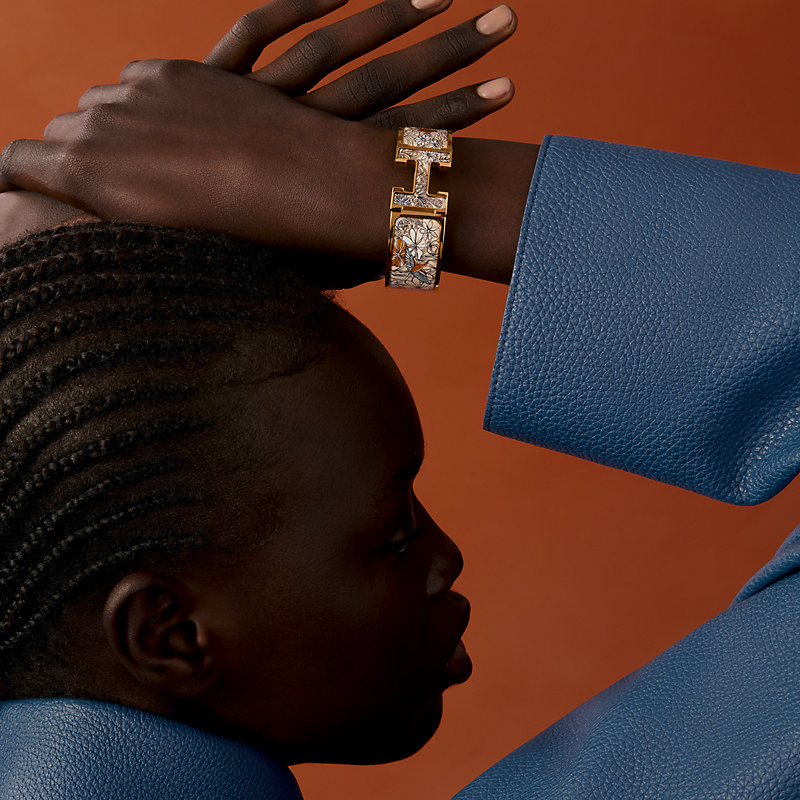 ベージュ | Hermès - エルメス-公式サイト